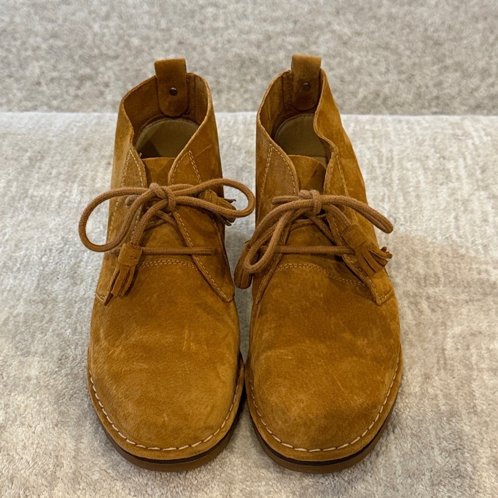 Hush Puppies women’s Tan Suede ankle Boots-7.5